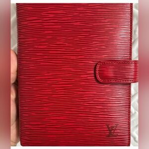LIKE NEW Louis Vuitton MM Agenda- Red Epi Leather